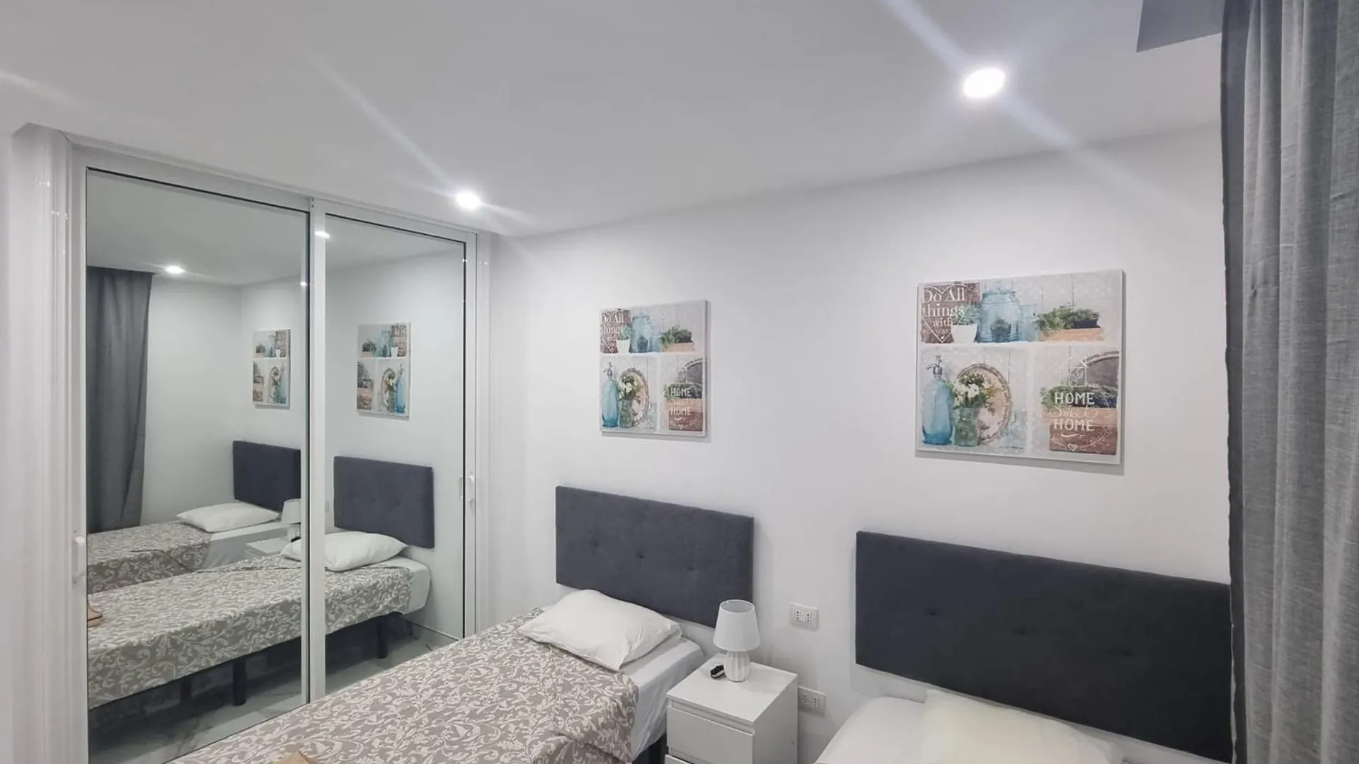 Casa Palmera 2 Only 150 Meters To The Beach, Heated Pool, Wifi, Sat-Tv, Terrace, Central Location, Washing Machine Playa de las Américas Appartement