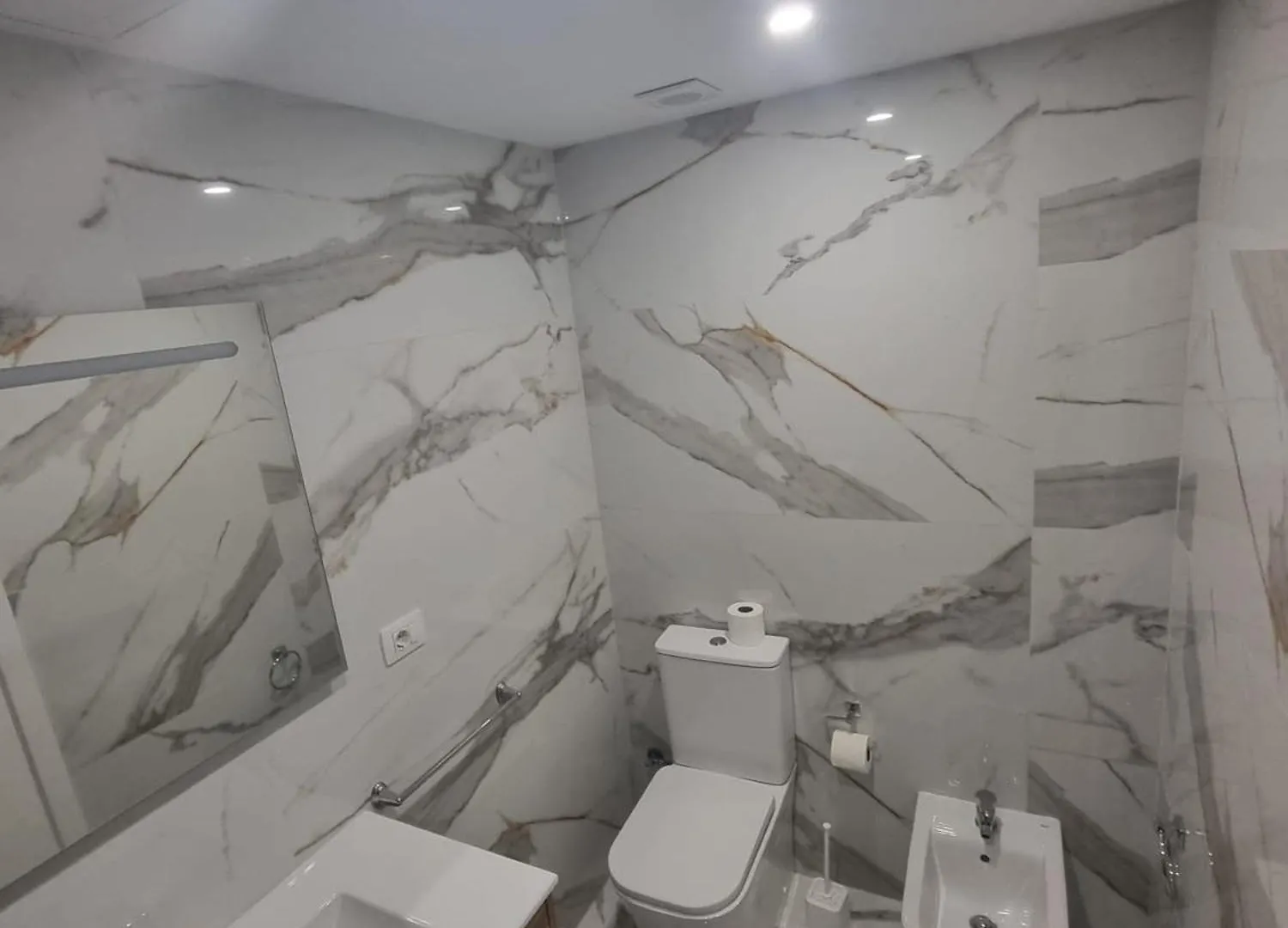 Appartement Casa Palmera 2 Only 150 Meters To The Beach, Heated Pool, Wifi, Sat-Tv, Terrace, Central Location, Washing Machine Playa de las Américas