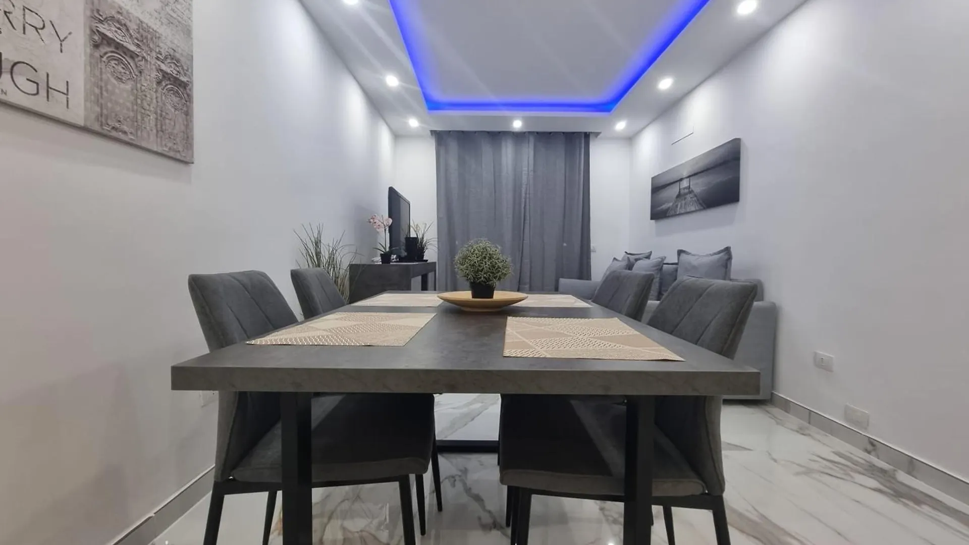 Appartement Casa Palmera 2 Only 150 Meters To The Beach, Heated Pool, Wifi, Sat-Tv, Terrace, Central Location, Washing Machine Playa de las Américas