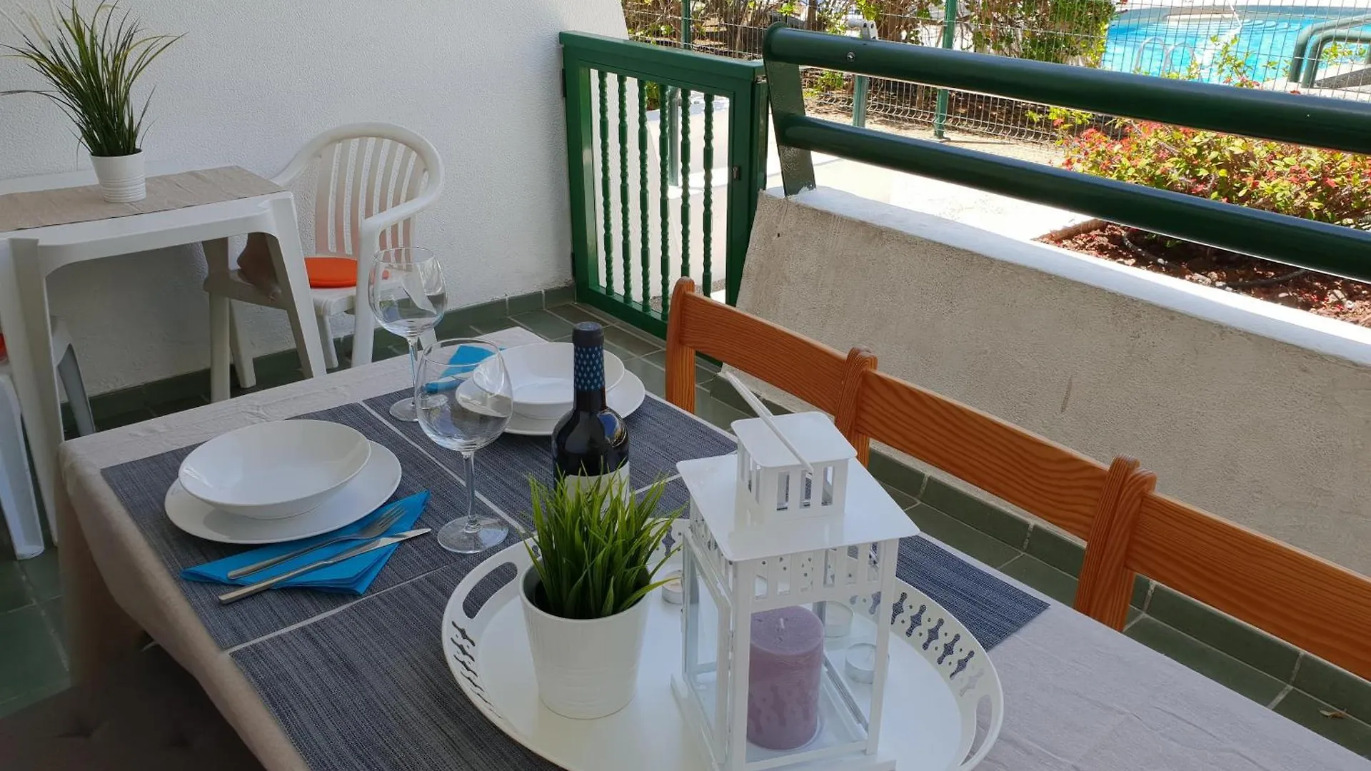 Casa Palmera 2 Only 150 Meters To The Beach, Heated Pool, Wifi, Sat-Tv, Terrace, Central Location, Washing Machine Playa de las Américas 0*,  Spanje